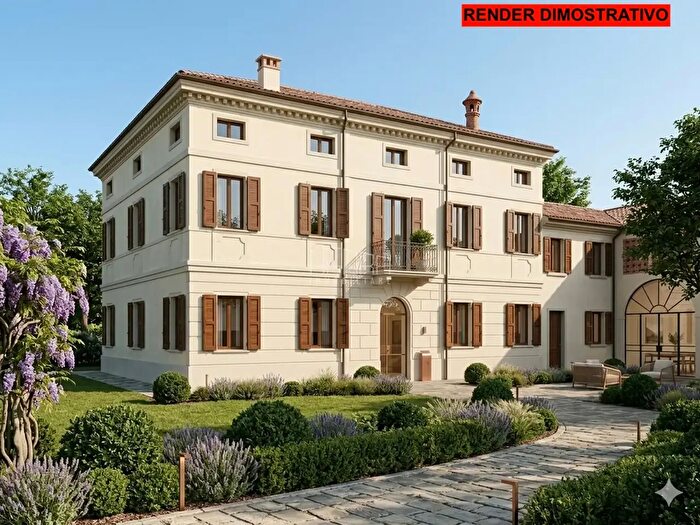 Casa con 20 locali in vendita in Via Giotto, Rovigo