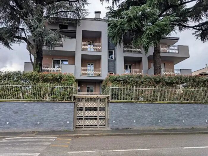 Appartamento bilocale in affitto in Via per Castellanza, Legnano