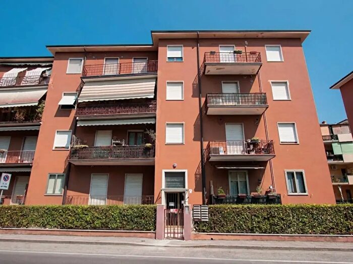 Appartamento quadrilocale in vendita in Via Jacopo Bonfadio, Verona