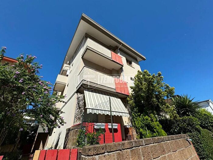 Appartamento trilocale in vendita in Via Gran Sasso, Francavilla Al Mare