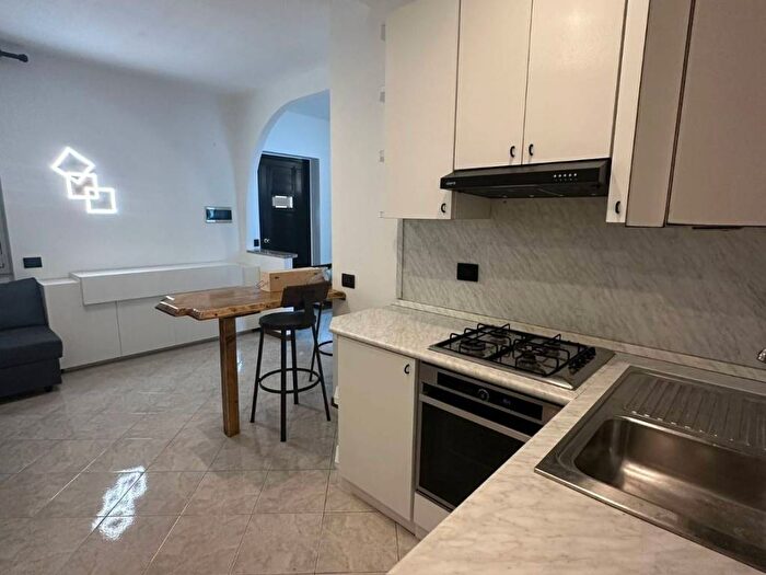 Appartamento bilocale in affitto in Via Luciano Manara, Santa Valeria, Seregno