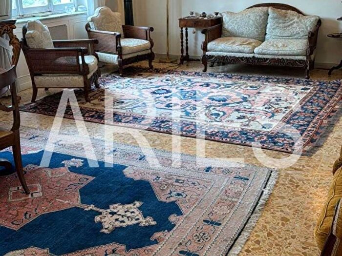 Appartamento con 5 locali in vendita in via degli scolopi, Gemelli Pineta Sacchetti, Roma