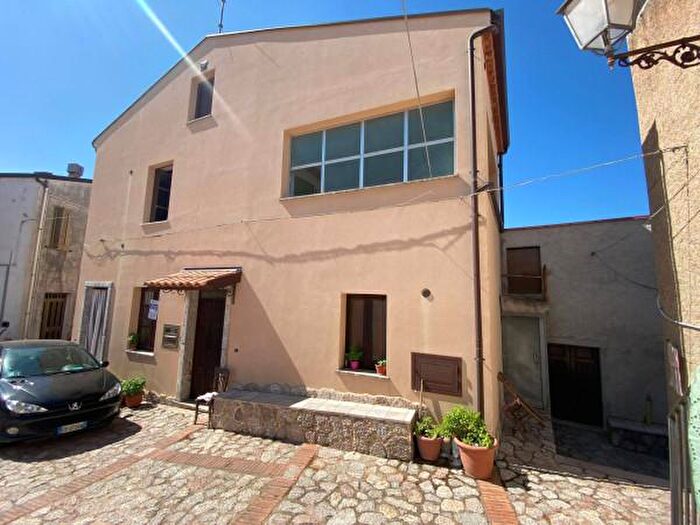 Appartamento trilocale in vendita in Via Castello, San Marco DAlunzio