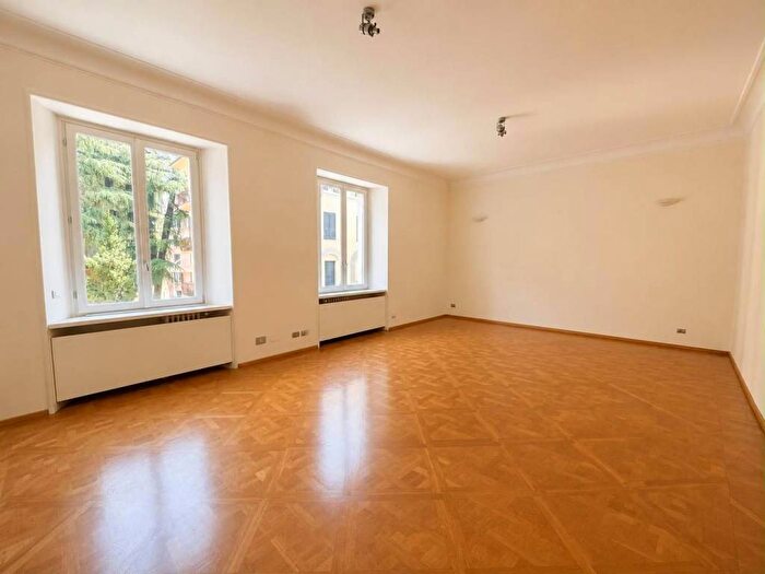 Appartamento con 5 locali in affitto in Via Ruggero Fauro, Parioli, Roma