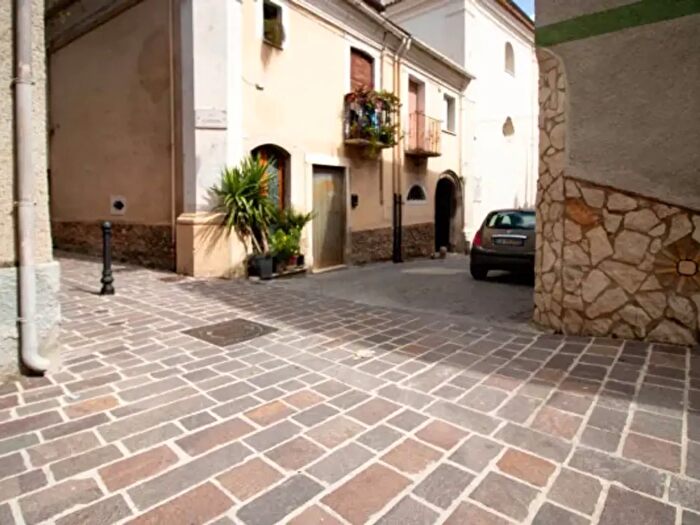 Appartamento trilocale in vendita in Via Gasparri, Biccari