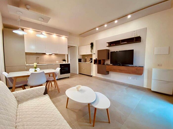 Appartamento bilocale in affitto in Vicolo Fiume, Centro, Lentate sul Seveso