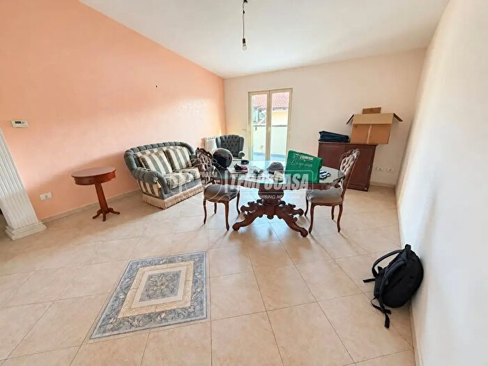 Appartamento trilocale in vendita in Traversa III Via Pier Capponi, Giugliano In Campania