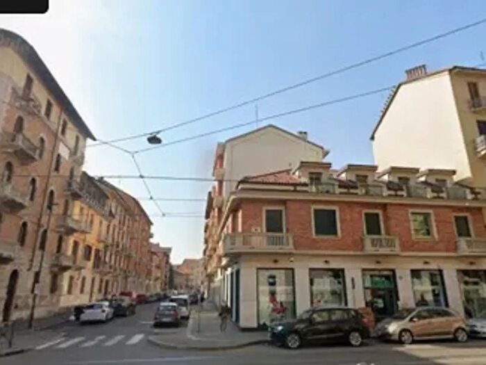 Appartamento monolocale in vendita in Via Costigliole, Torino