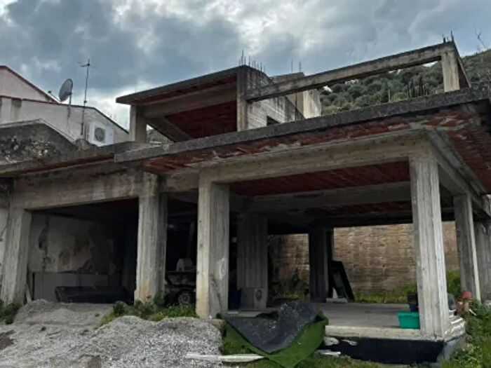 Casa quadrilocale in vendita in Via Timpa, Gualtieri Sicamino