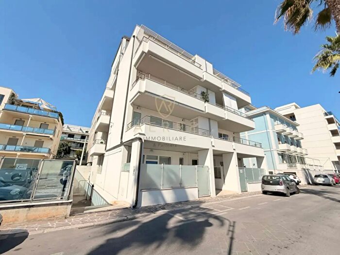 Appartamento trilocale in vendita in Viale JF Kennedy, Francavilla Al Mare