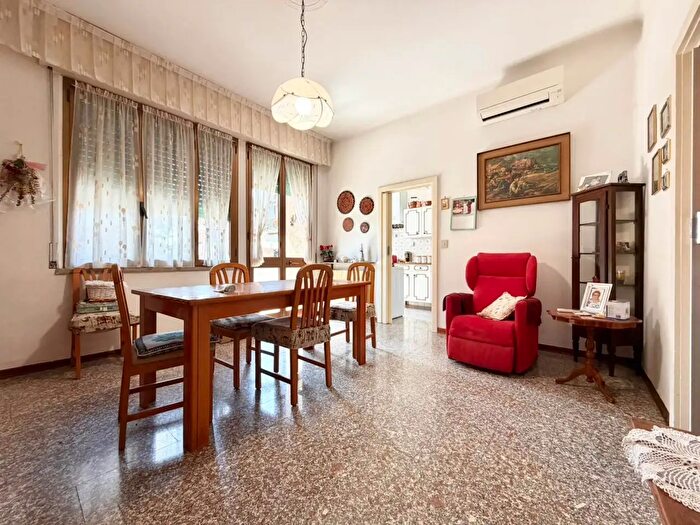 Appartamento con 6 locali in vendita in Vicenza