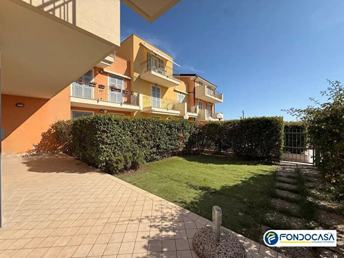 Appartamento trilocale in vendita in Via Fornaci, Loano