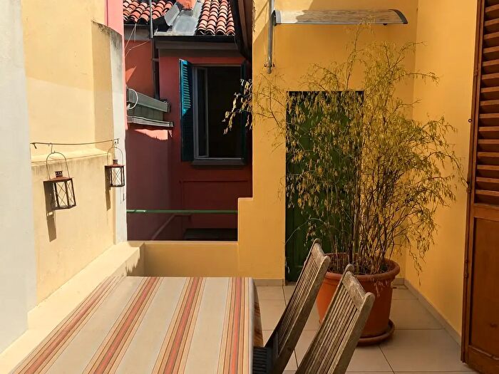Appartamento trilocale in vendita in Via delle Belle Arti, Bologna
