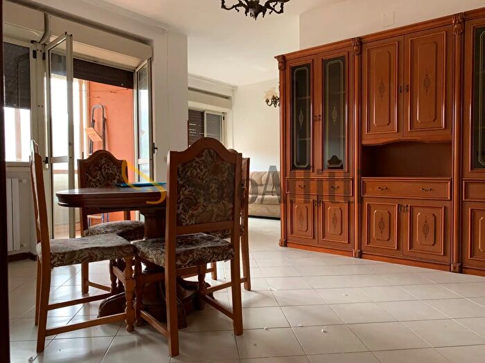 Appartamento trilocale in affitto in Catanzaro