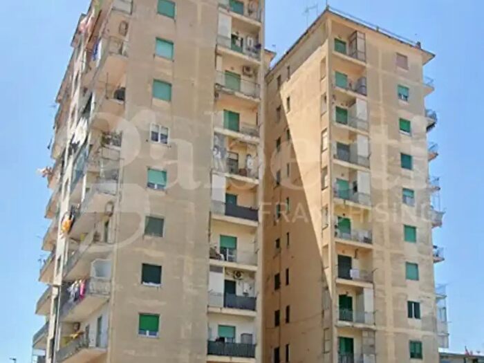 Appartamento bilocale in vendita in Via Pecchia, Arzano