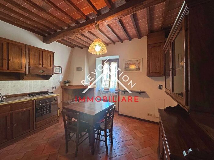 Appartamento quadrilocale in vendita in Via del Boschetto, Talla