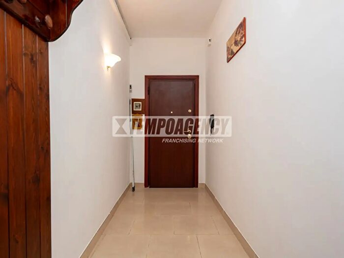 Appartamento trilocale in vendita in Viale Peschiera, Sassuolo