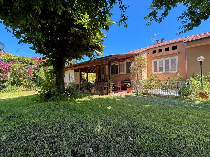 Appartamento trilocale in affitto in Via Lucerna b, Palermo