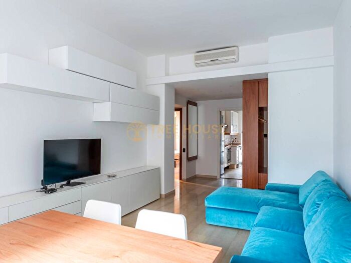 Appartamento trilocale in affitto in Viale Lodovico Scarampo, Monte Rosa Lotto, Milano