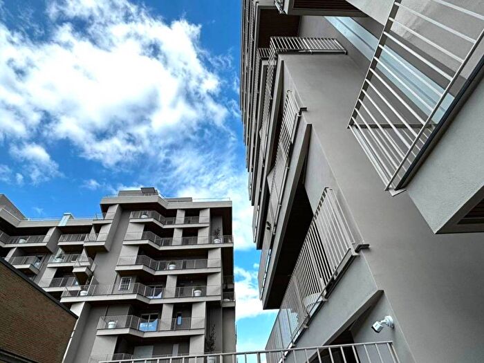 Appartamento trilocale in affitto in Via Nazionale delle Puglie, Parco Piemonte, Pomigliano dArco