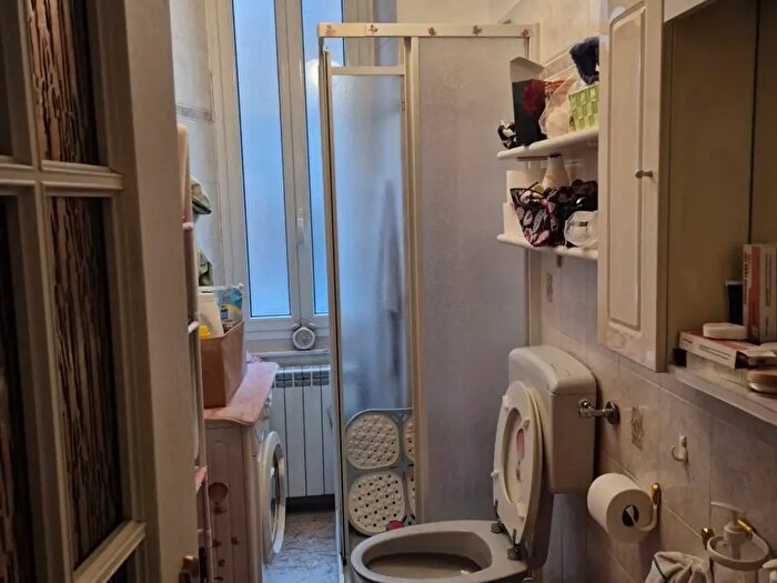 Appartamento trilocale in affitto in Via Francesco Mignone, Savona