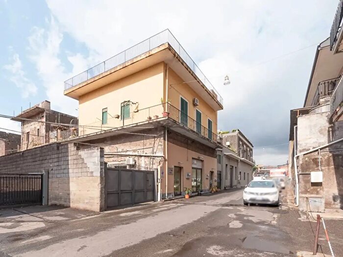 Appartamento quadrilocale in vendita in Via Igea, Acireale