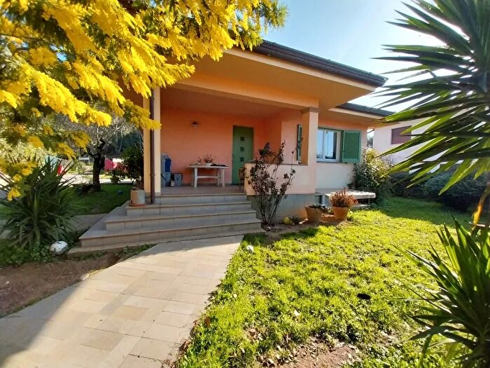 Casa con 5 locali in vendita in Via Sterpeti, Massarosa