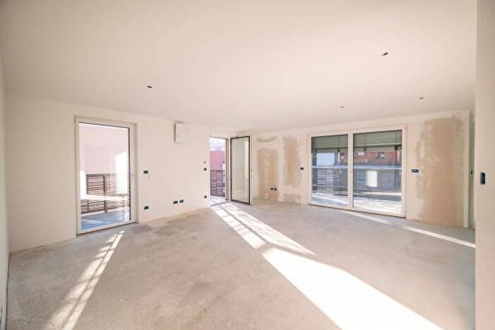 Appartamento trilocale in vendita in Via del Parco, Bolzano