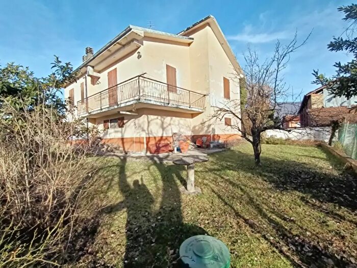 Casa quadrilocale in vendita in Frazione Zebedassi, Cantalupo Ligure