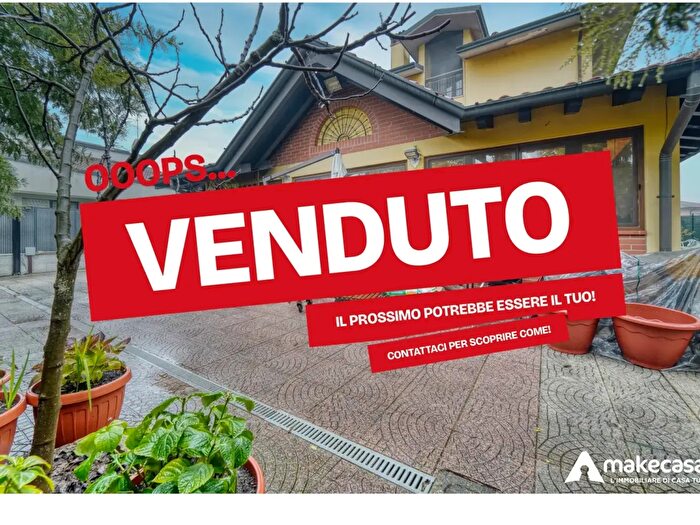 Casa con 5 locali in vendita in Via Alessandro Manzoni, Casalmaiocco
