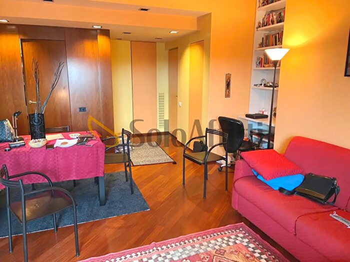 Appartamento bilocale in affitto in Via Teodosio, Milano