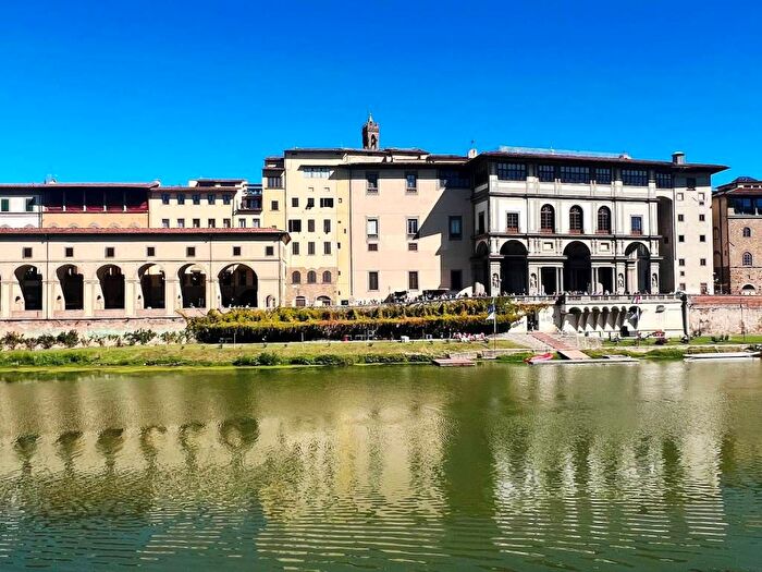 Appartamento trilocale in affitto in Costa dei Magnoli, San Niccolò, Firenze