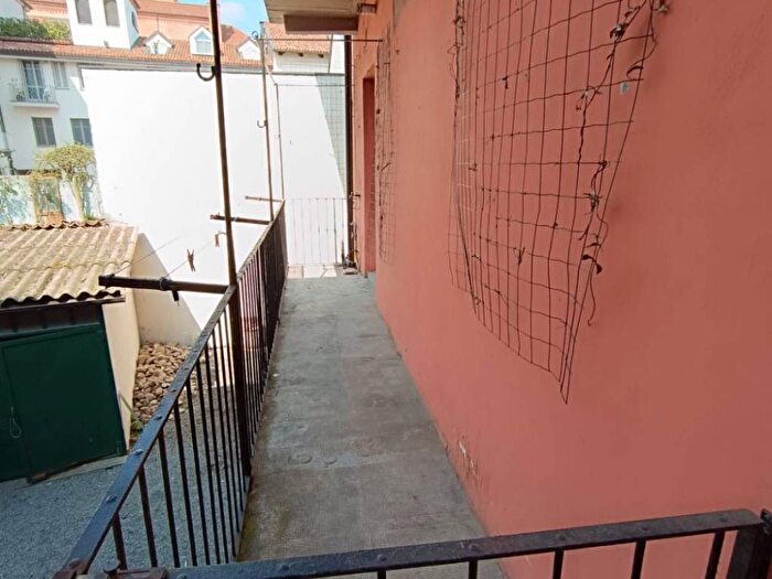Appartamento quadrilocale in affitto in Via Teobaldo Calissano, Centro, Alba