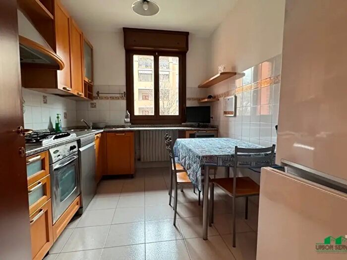 Appartamento con 5 locali in affitto in Via Artemisia Gentileschi, Parma