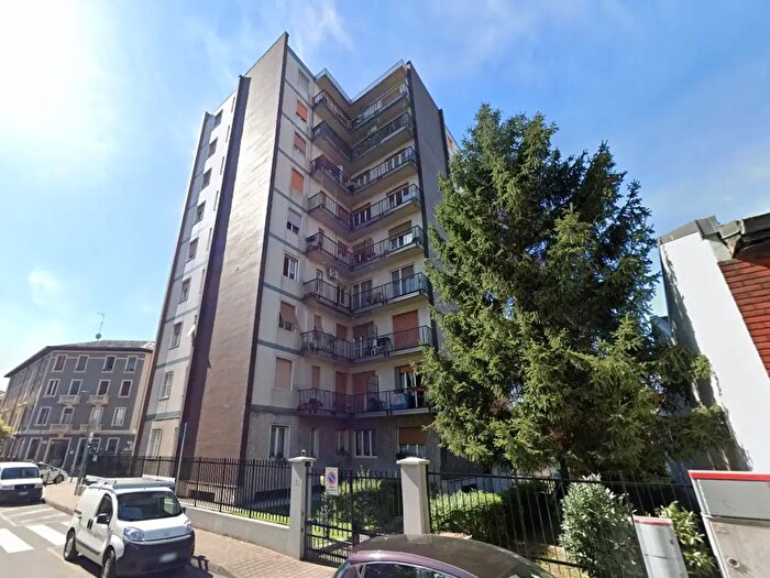 Appartamento bilocale in affitto in Via Roma, Bresso