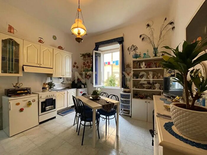 Appartamento bilocale in vendita in Via Primo Marcelli, Orbetello