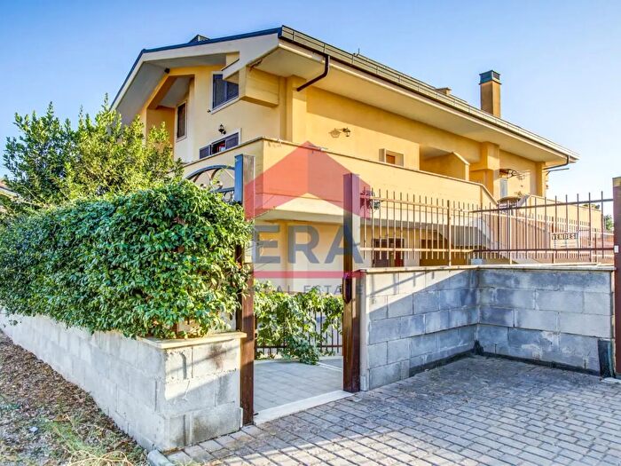 Appartamento bilocale in vendita in Via Casette, Albano Laziale