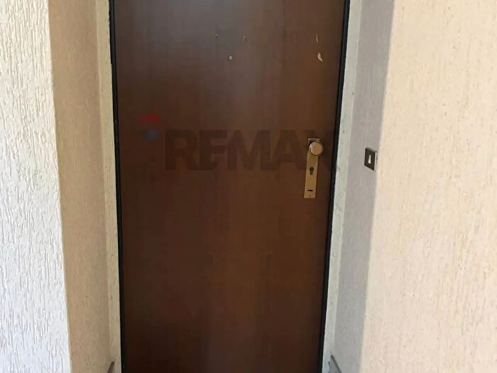 Appartamento con 7 locali in vendita in Via Borremans a, Caltanissetta