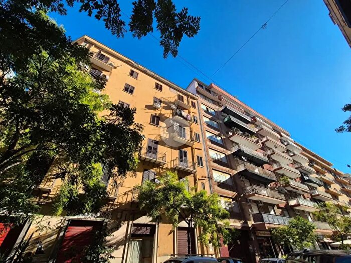 Appartamento bilocale in affitto in Via Rocco Jemma, Palermo