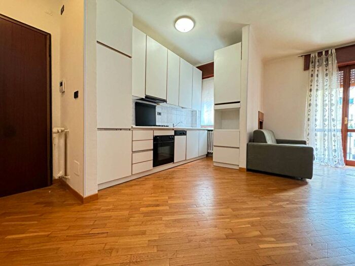 Appartamento bilocale in affitto in Via Antonio Mosca, Baggio, Milano