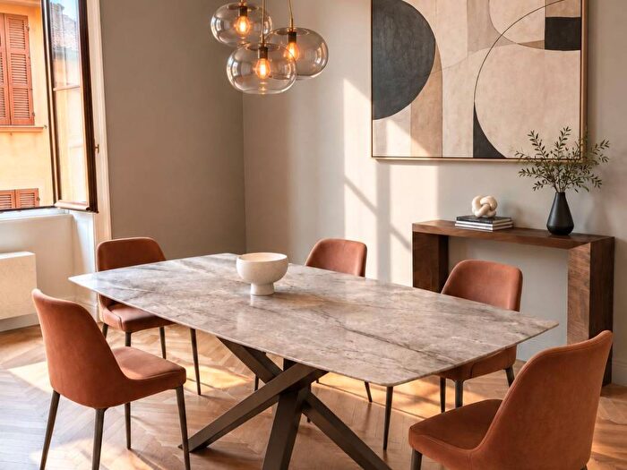 Appartamento con 5 locali in affitto in Via Boschetti, Palestro, Milano