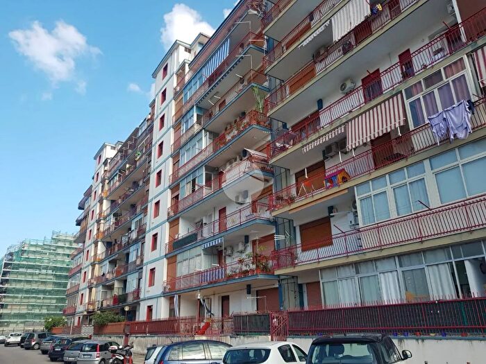 Appartamento trilocale in vendita in Via Sirio, Palermo