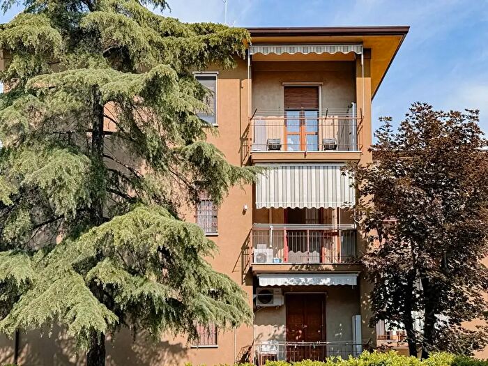 Appartamento trilocale in vendita in Via Cignoli, Voghera