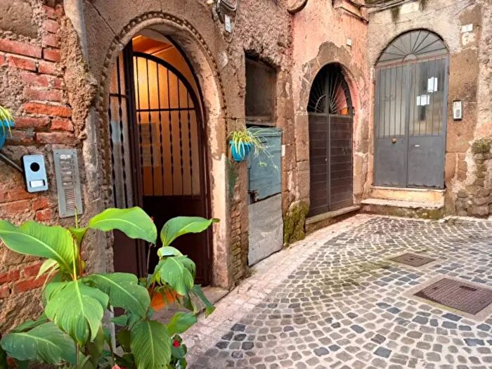 Appartamento bilocale in vendita in Via Piè di Palazzo, Cave