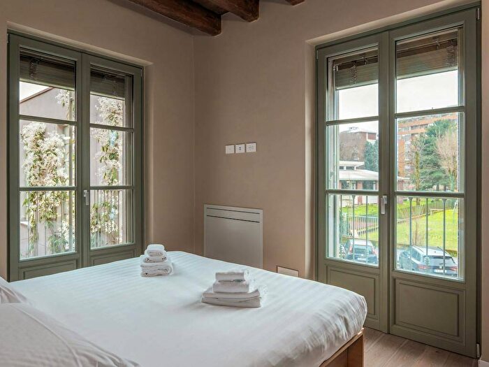 Appartamento monolocale in affitto in Via Bonaventura Zumbini, Famagosta, Milano