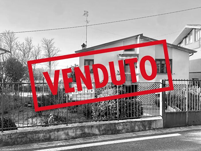 Casa trilocale in vendita in Sagrado