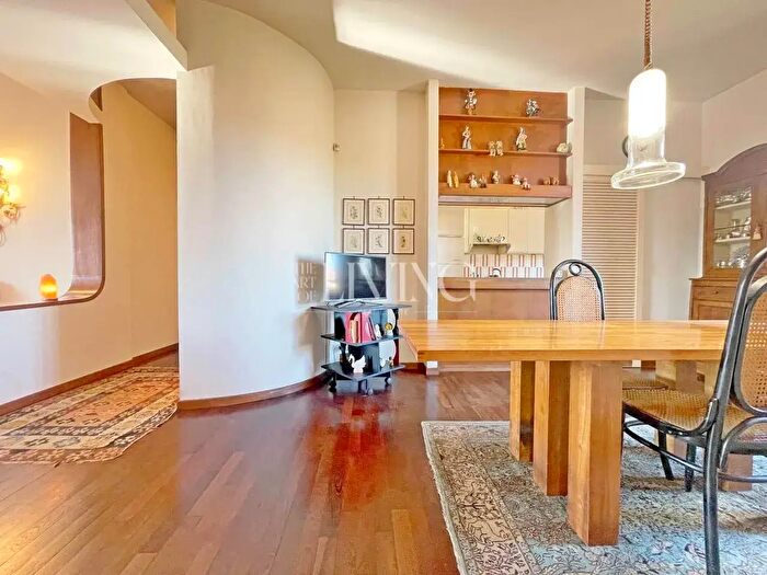 Appartamento con 7 locali in vendita in Lucca