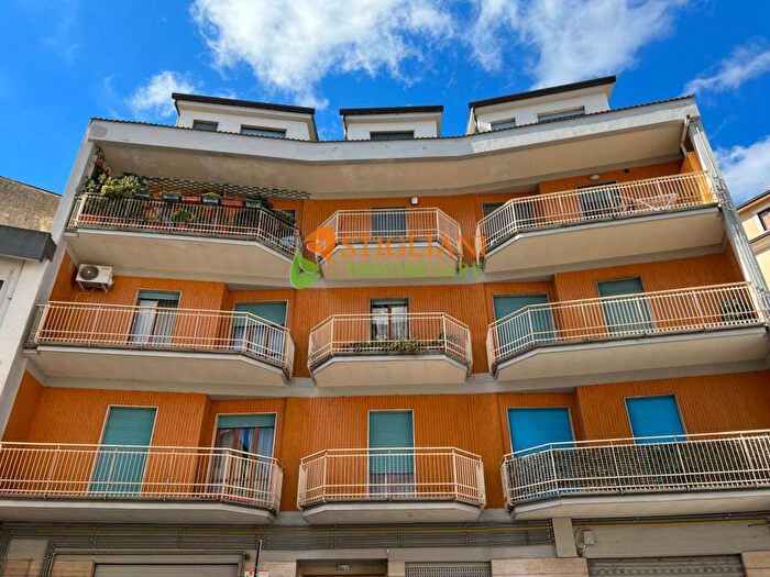 Appartamento quadrilocale in affitto in via Garibaldi, Semicentro, Campobasso