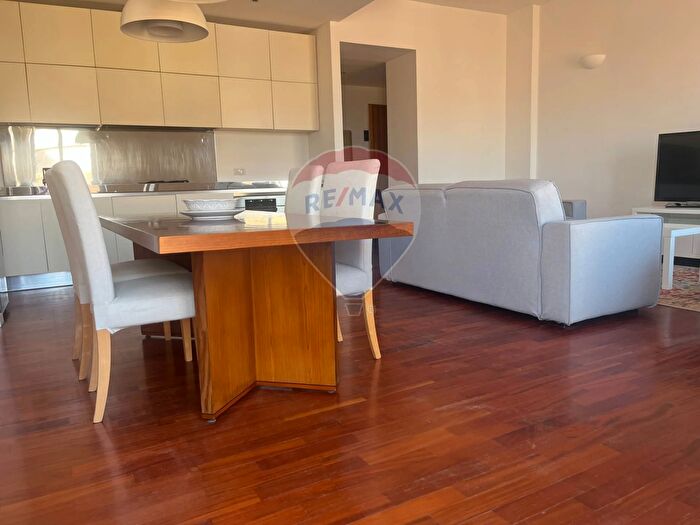 Appartamento trilocale in vendita in Via dei Mergulensi, Siracusa