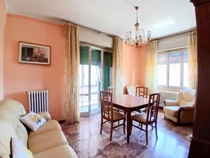 Appartamento trilocale in vendita in Via Montebello, Broni